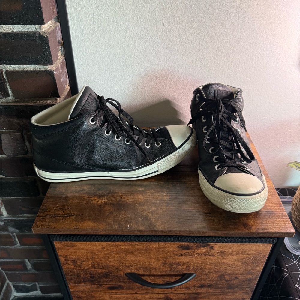 Leather Converse Chuck Taylor High Tops - Sz 11 - EUC